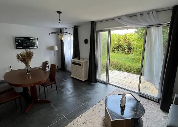 Jolie Maison